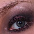 Black & red smokey eyes (black palette urban decay et pigment heritage rouge de mac)