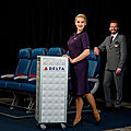 Les nouveaux uniformes de delta airlines par zac posen ( photos & videos )