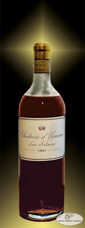 Chateau_d_Yquem_1891_bouteille_sur_fond