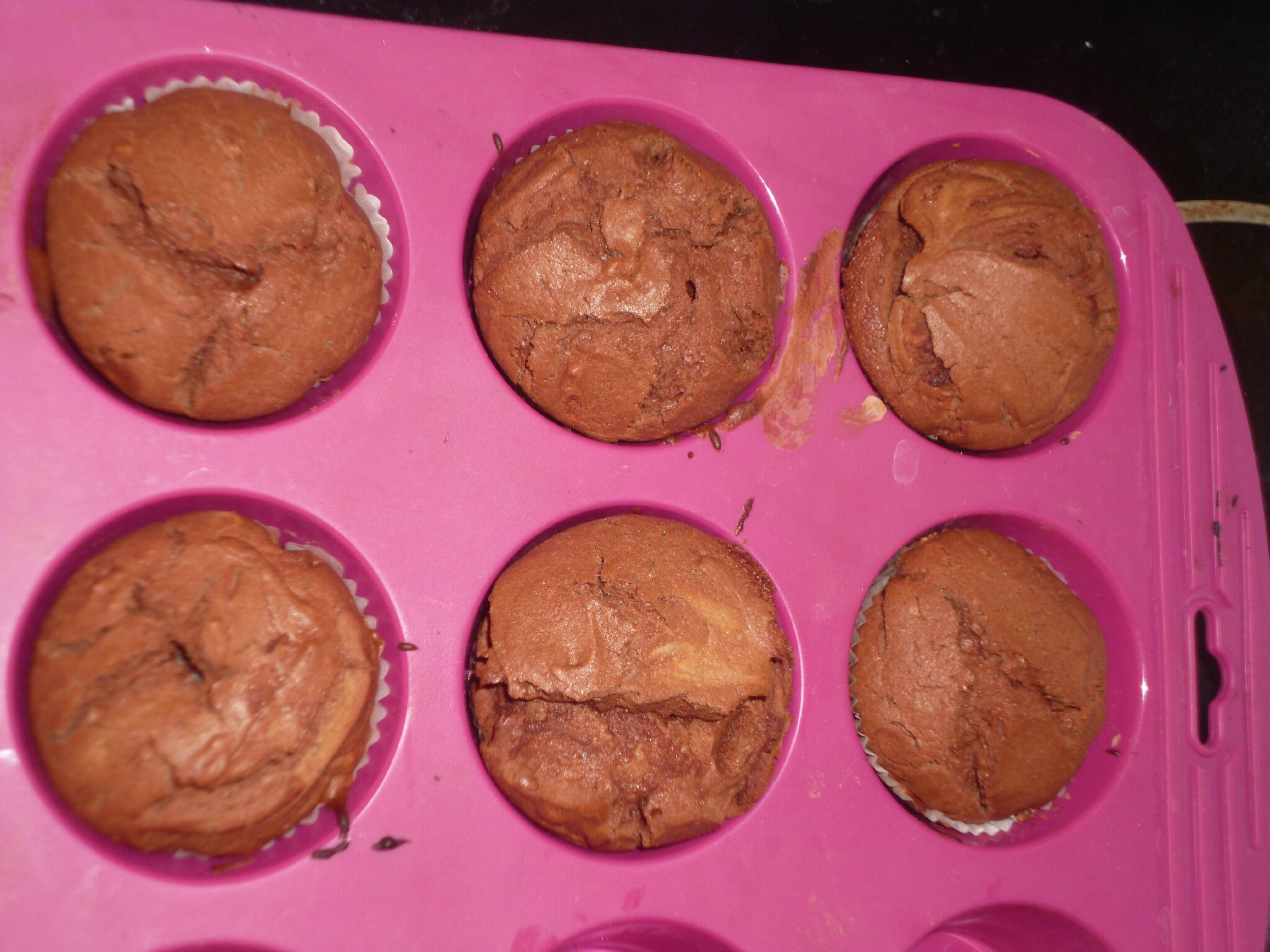 Cupcake Forêt Noire avec Glaçage à la Vanille et Garniture de