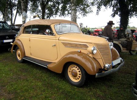 Ford V8 convertible de 1937 (5ème Fête Autorétro étang d' Ohnenheim) 01