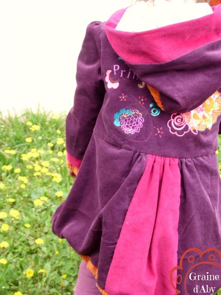 manteau de printemps dos porté