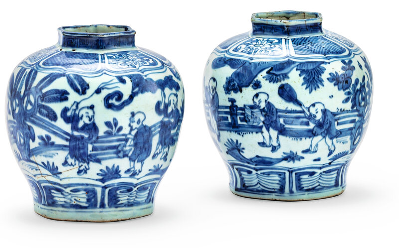 Two blue and white baluster jars, late Ming Dynasty
