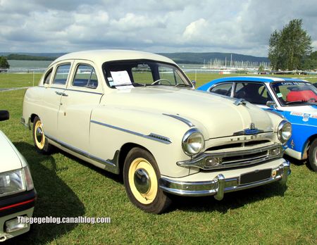 Ford vedette de 1954 (Retro Meus Auto Madine 2012) 01