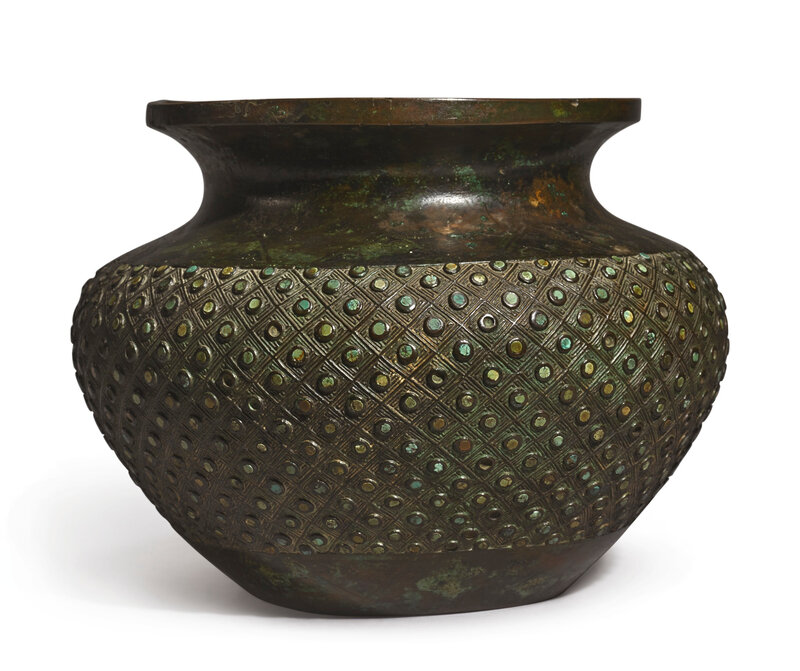 An inlaid archaistic bronze vessel, pou, Ming dynasty (1368-1644)