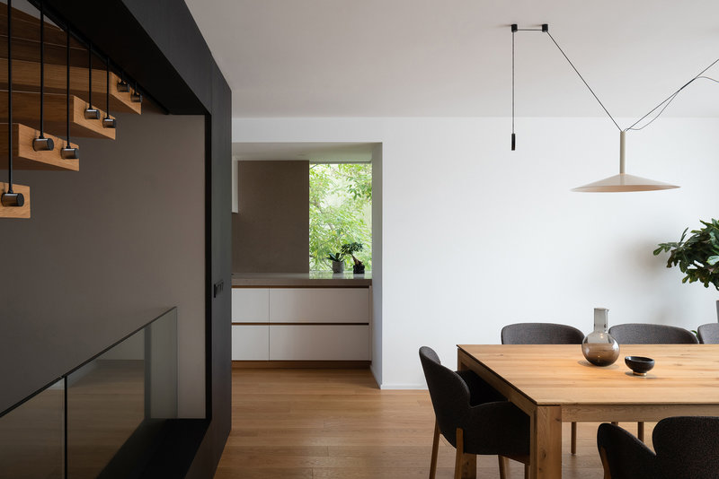 soa-architekti-cherry-tree-house-alex-shoots-buildings-12