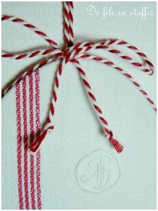 Oeuf n°2 détail monogramme