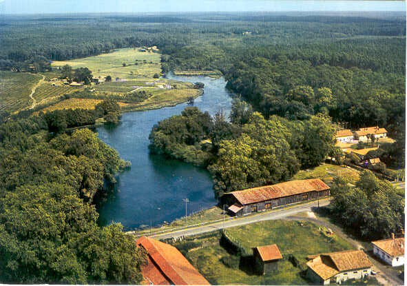 Photo-Pontenx-etang-de-la-forge-vue-aerienne