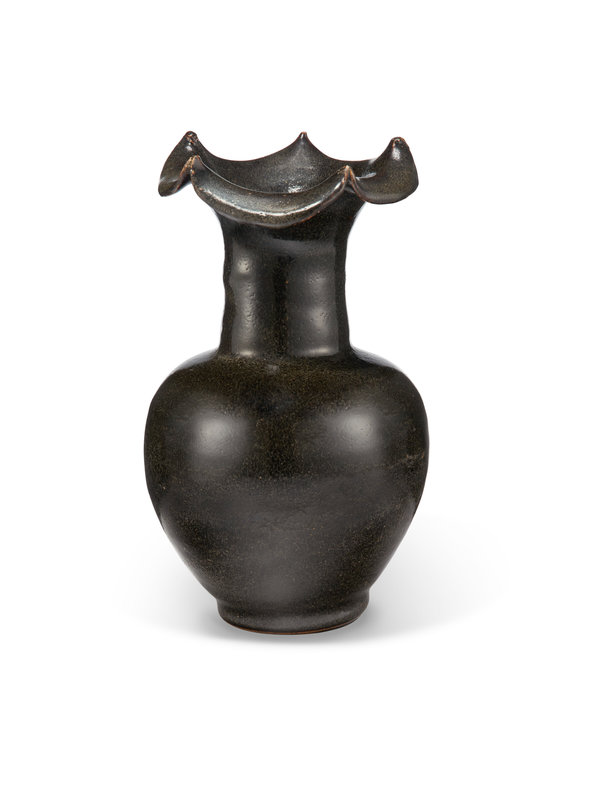 A rare brown-glazed foliate-rimmed vase, Northern Song-Jin dynasty, 11th-12th century