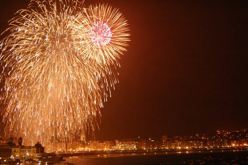 Feu D'artifice Saint Jean De Luz 2022 Feux d'artifices suite - Su artifizialak segida - Vu par Xabi / Xabi
