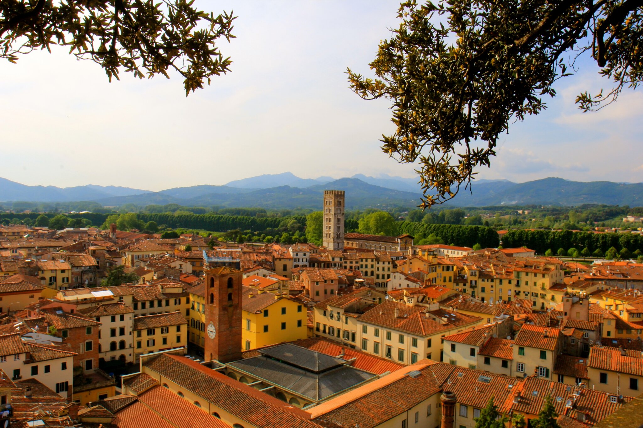 Lucca. Лукка Тоскана. Лукка Италия. Lucca город в Италии. Италия город Лукка провинция Тоскана.