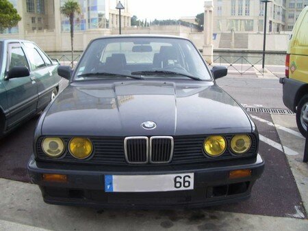 BMW320Av1