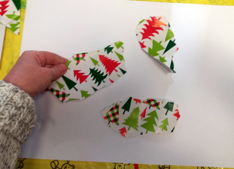 346-Compositions abstraites-Recyclage papiers cadeaux (5)
