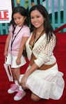 Premiere_Disney_Animated_Feature_Chicken_Little_V_fGlmpzfsPl
